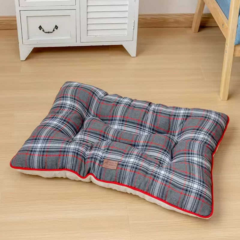 4305289 christmas plaid design pillow dog cushion bed cheap price wholesale supplier