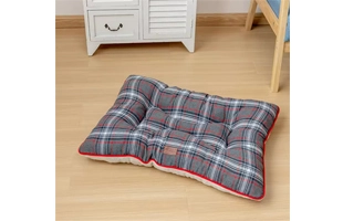 4305289 Christmas Plaid Design Pillow Dog Cushion Bed Cheap Price Wholesale Supplier