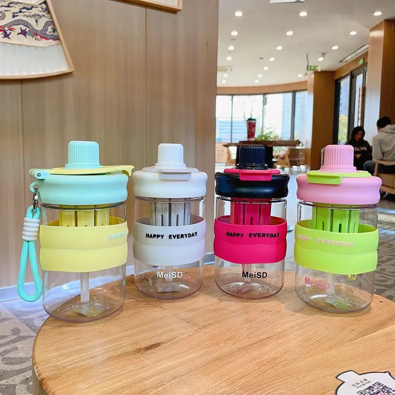 Water cup summer women's high appearance level straw cup with tea bin Simple student portable plastic cup lovely outdoor cup